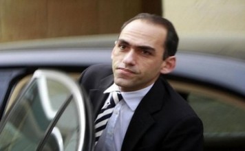 Οικονομικούς υπολογισμούς και μετά Γε.ΣΥ θέλει ο Χάρης